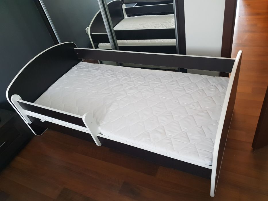 Cześć Sprzedam łóżko dla dzieci używane