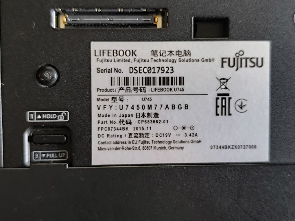 Sprzedam laptop Fujitsu parametry na zdjęciach