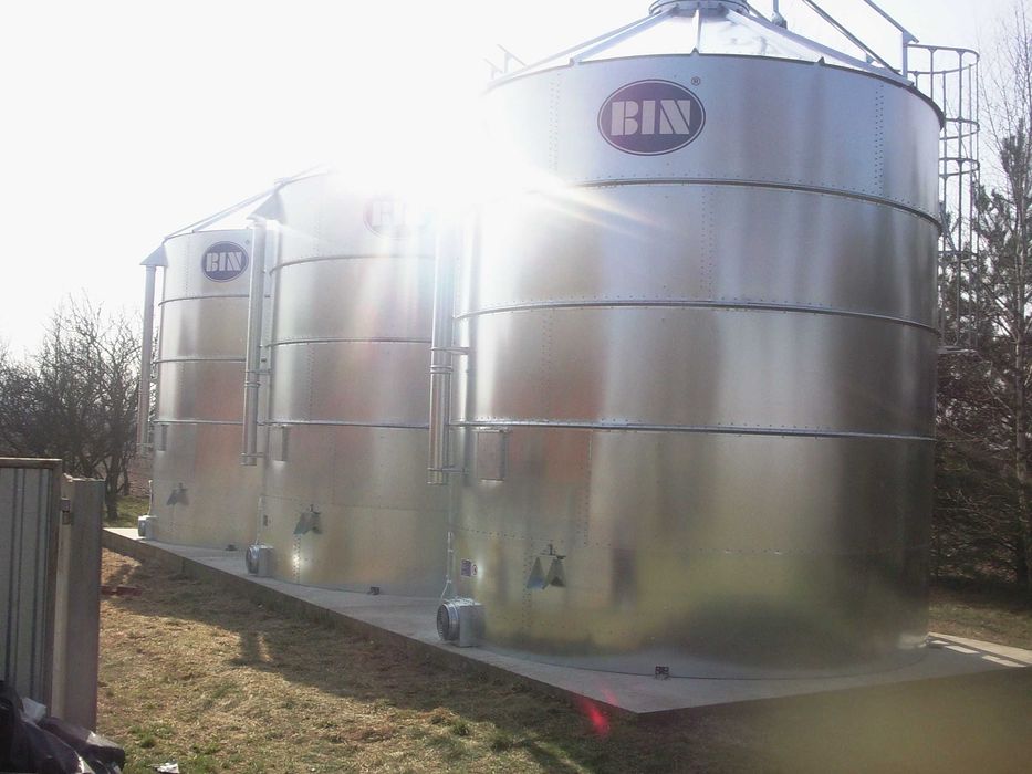 Montaż i demontaż silosów zbożowych.