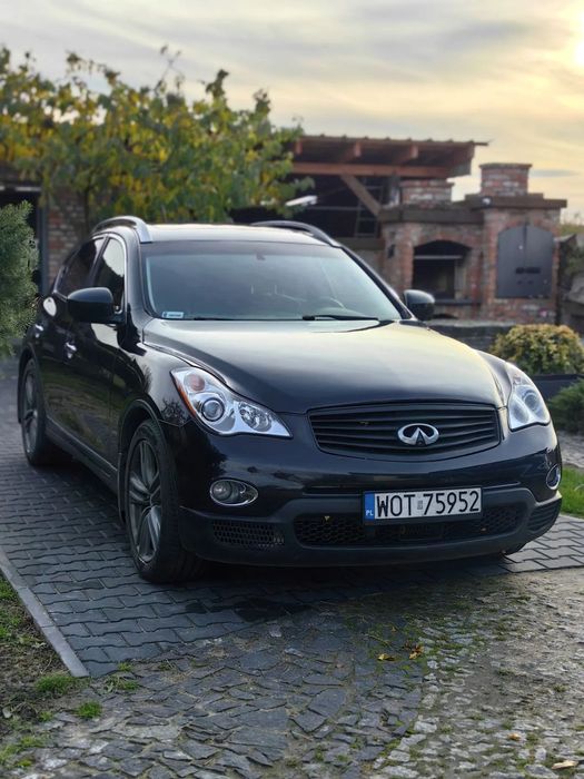 Infiniti QX50 Infiniti QX50 • 3.7 V6 LPG • Luksusowy SUV gotowy do jazdy