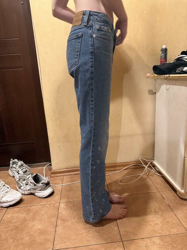 Джинси Levi’s жіночі абсолютно нові 27