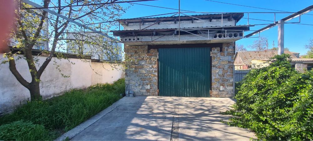 Продам гараж с. Весняне