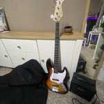 Gitara basowa harley banton+ zestaw