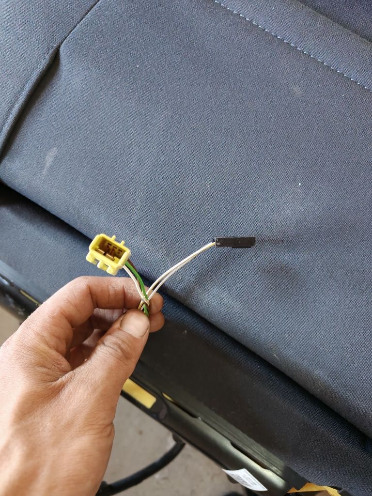 Wnętrze fotele Touran Volkswagen 2006