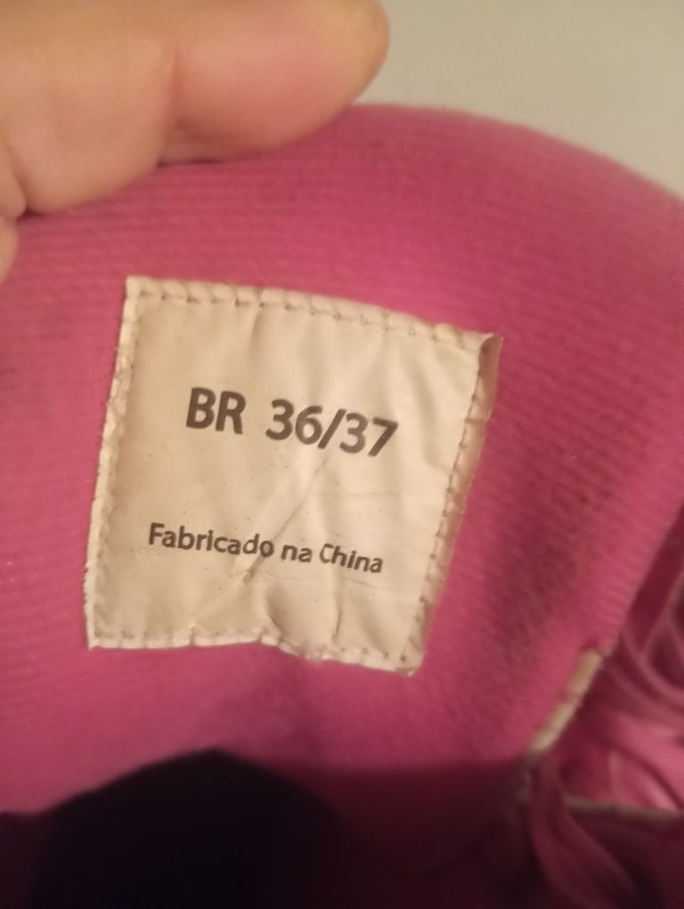 Patins pouco usado