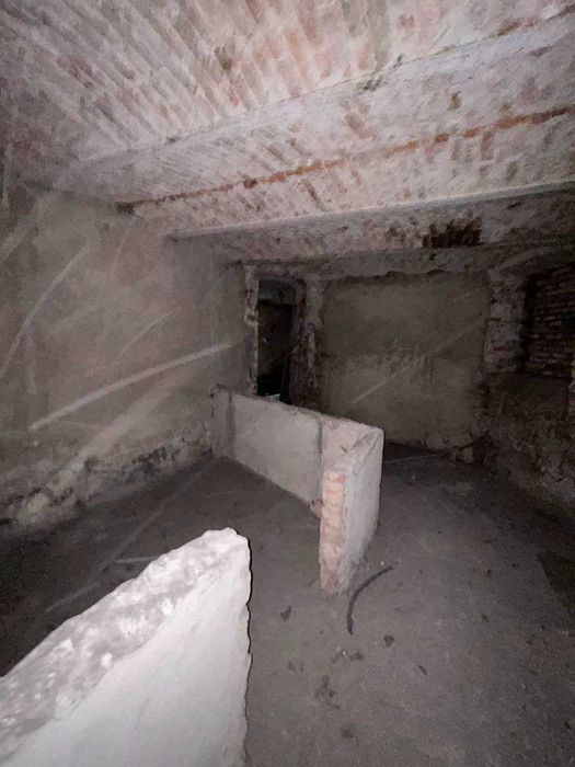 Оренда будівлі Рава-Руська 527 м2