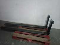 Garfos empilhador 1,80 metros 

Largura 12cm x es