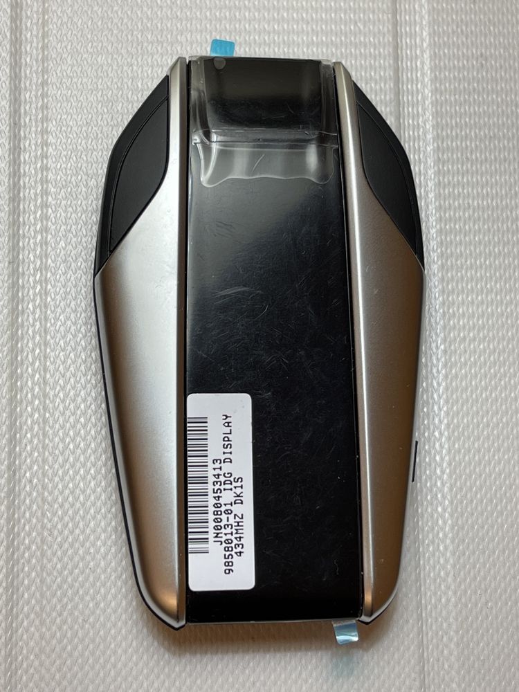 Смарт ключ с дисплеем smart display key BMW 66129858013