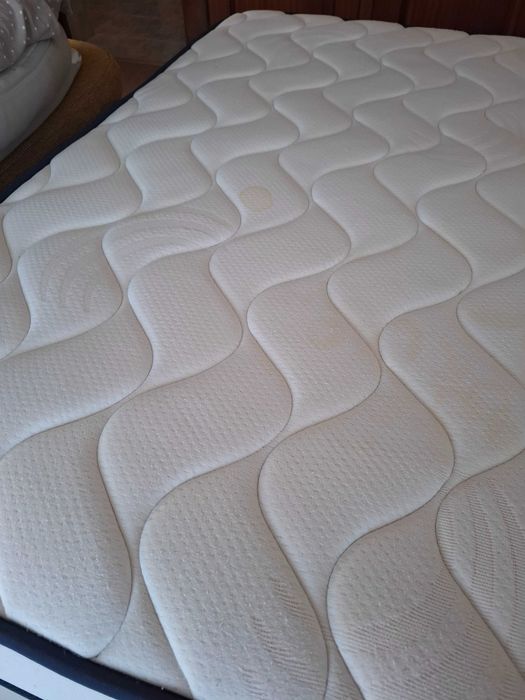Colchão 190x140cm