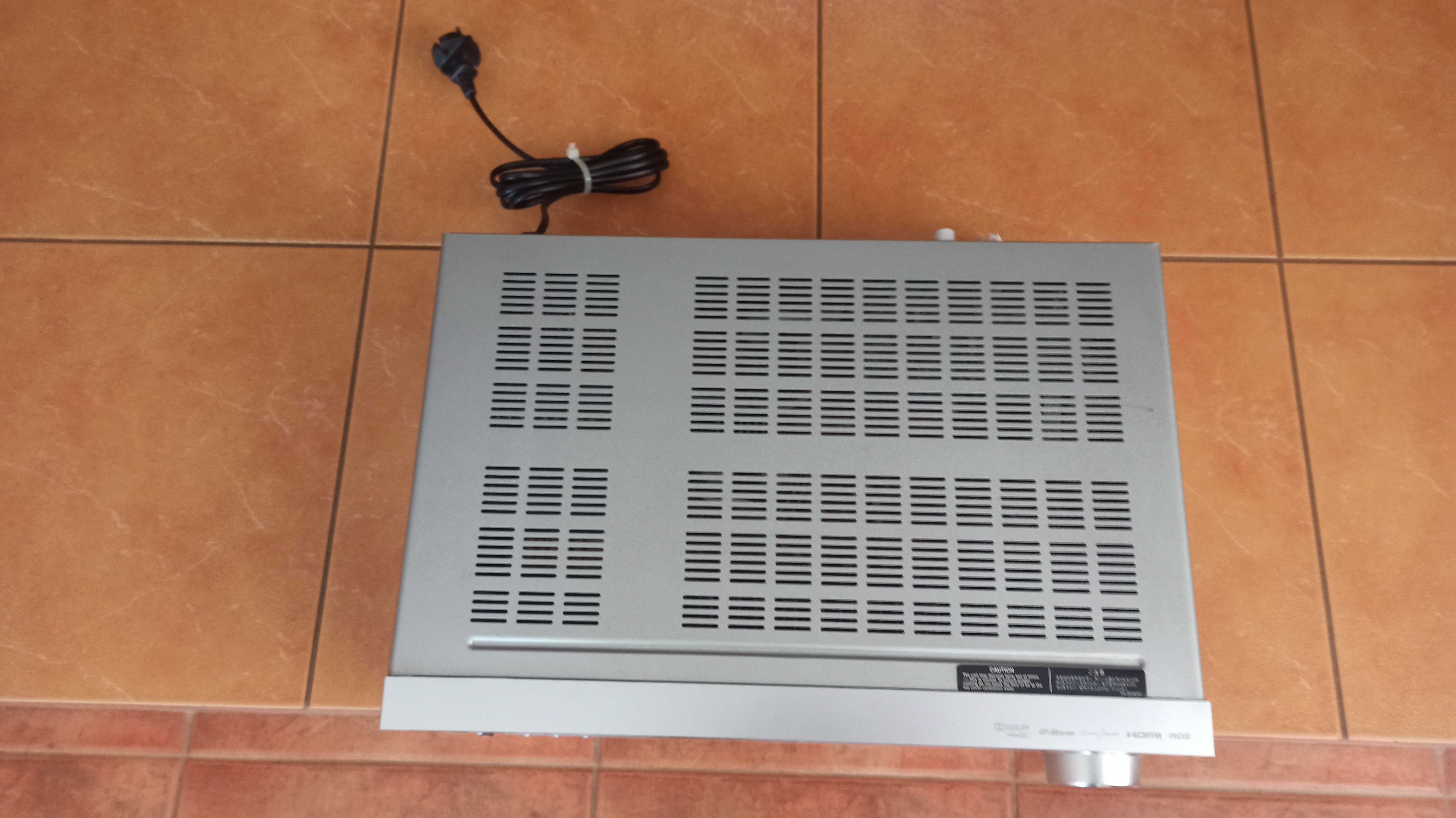 Amplituner Onkyo TX SR 309 ładny stan, wzmacniacz kino domowe USB RDS