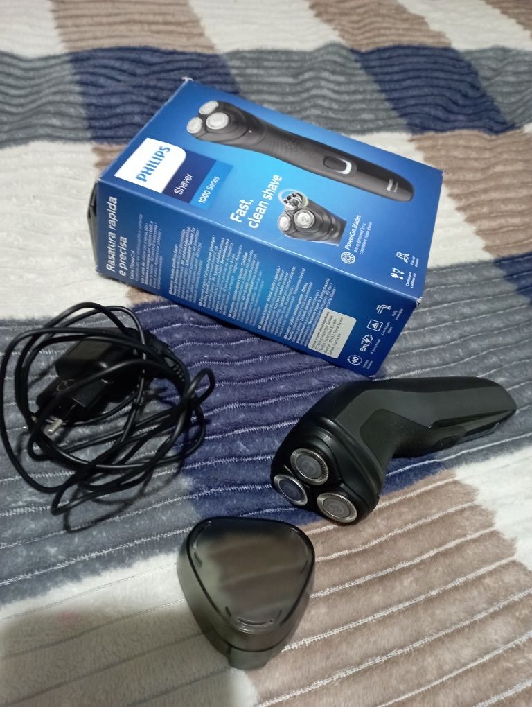 Philips shaver 1000 series