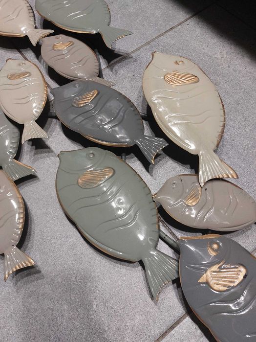 Ozdoba na ścianę z metalu ryby.  Sushi bar. Loft. Restauracja