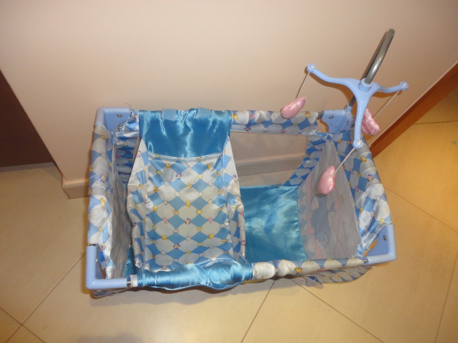 Cama de brincar cinderela