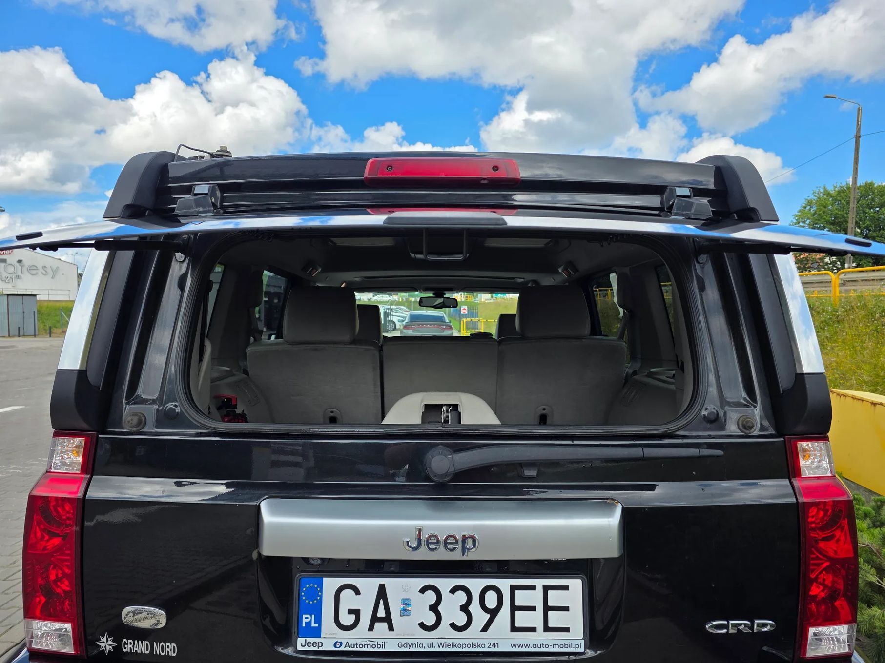Jeep Commander 3.0D, 218KM, Automat, 7 osobowy