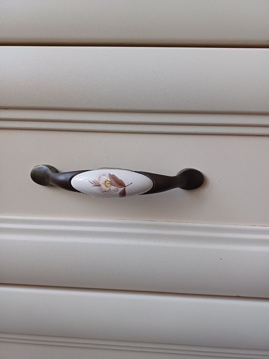 Комод. Великий, вмісткий . В гарному стані.