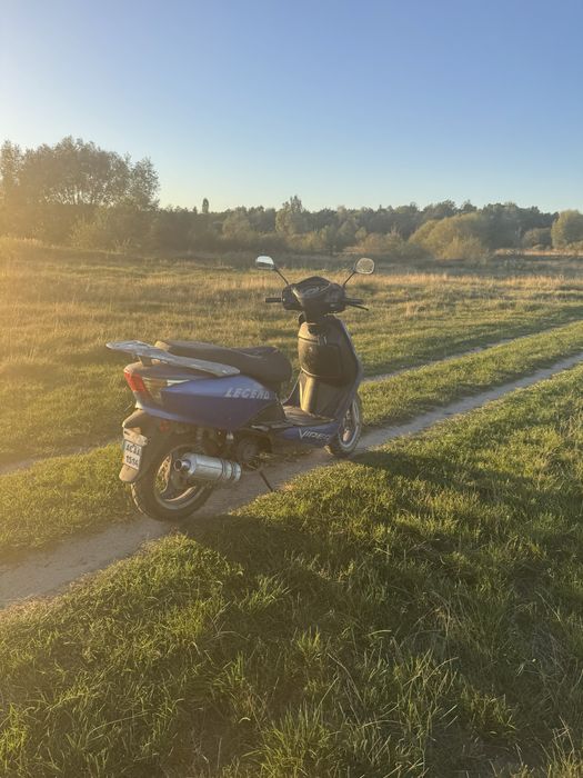 Продам скутер на ходу з документами