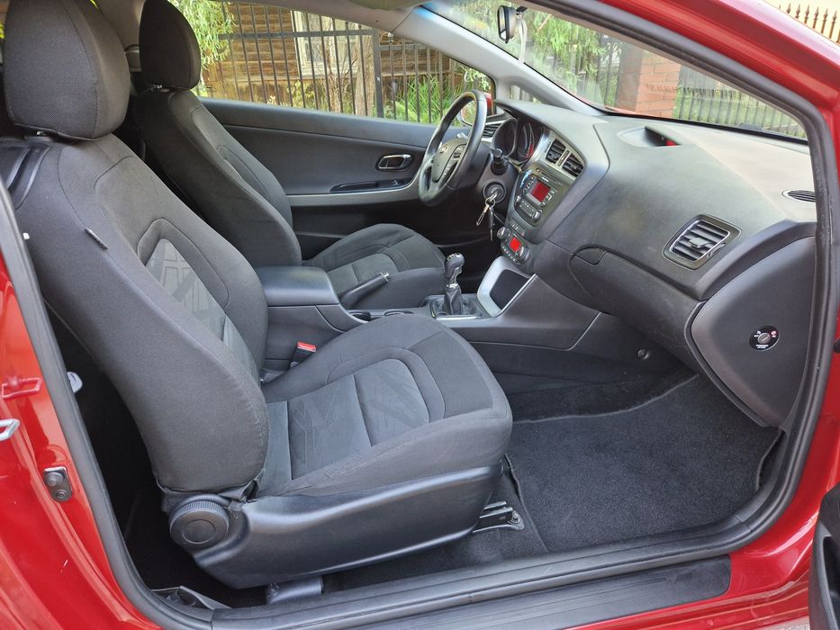 Kia Ceed 1.4 16V 2013 Rok Sprowadzony z Niemiec Zarejestrowany