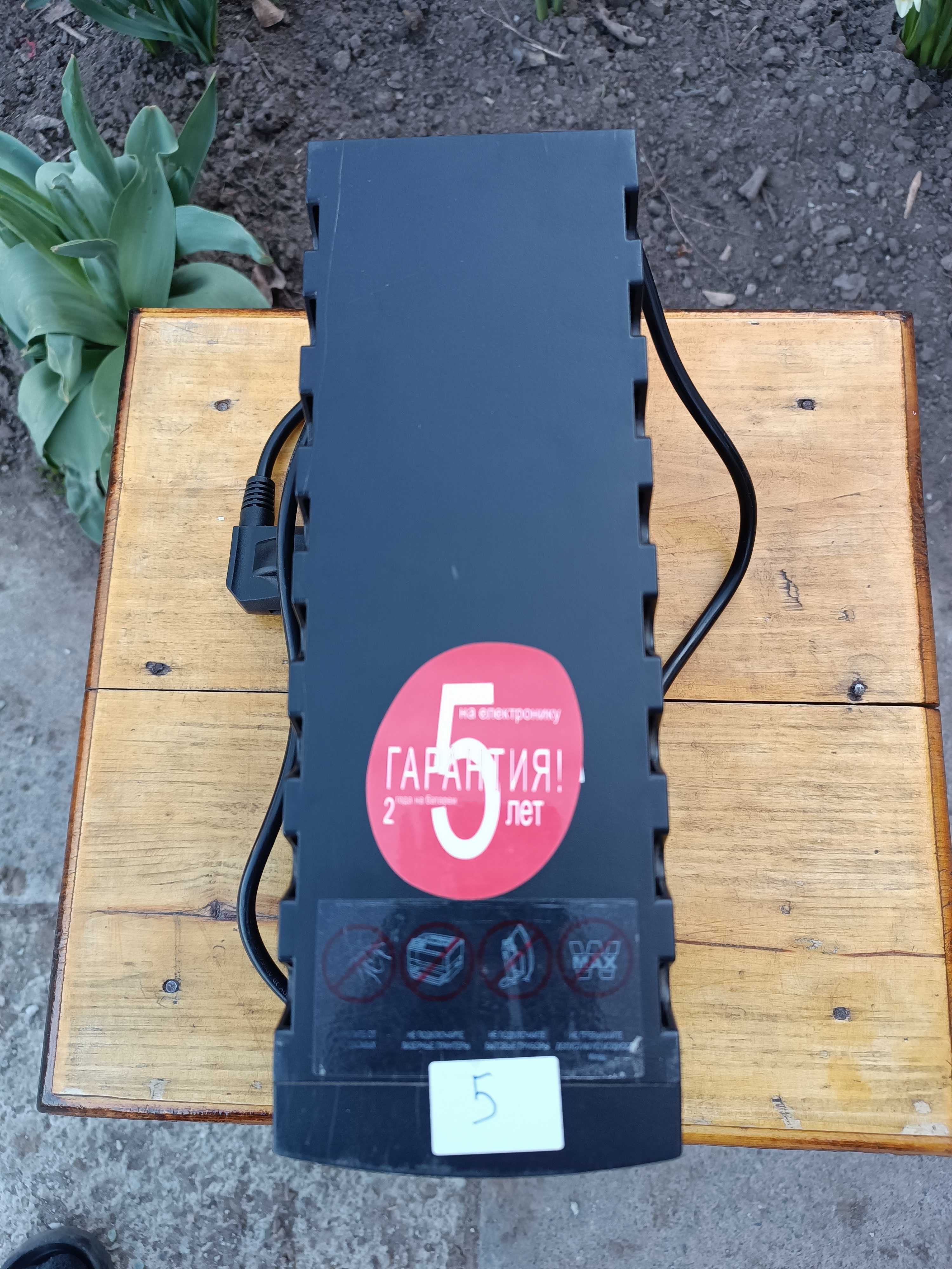 УПС Powercom RPT-600A бесперебойник ББЖ UPS ИБП