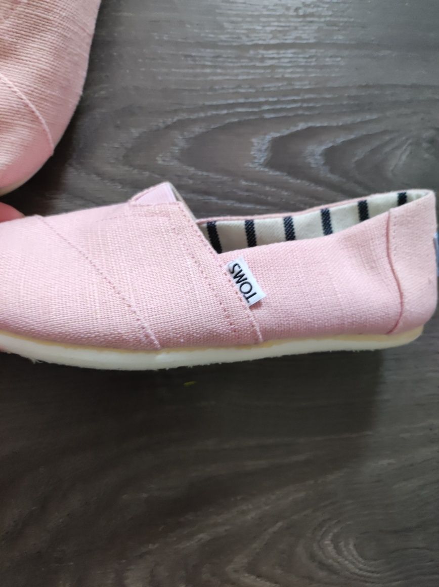 Nowe buty Toms espadryle rozmiar 35 W5 dł 21,5 cm