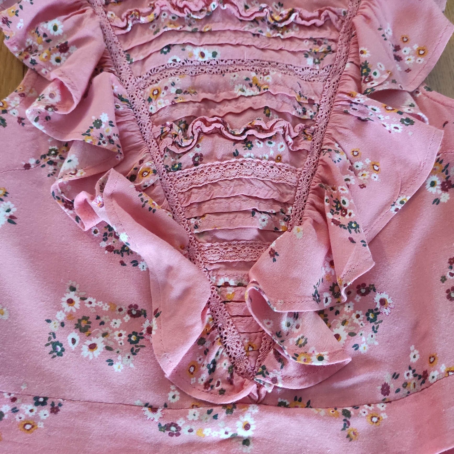 122 M&S sukienka różowa w kwiatuszki falbanki boho