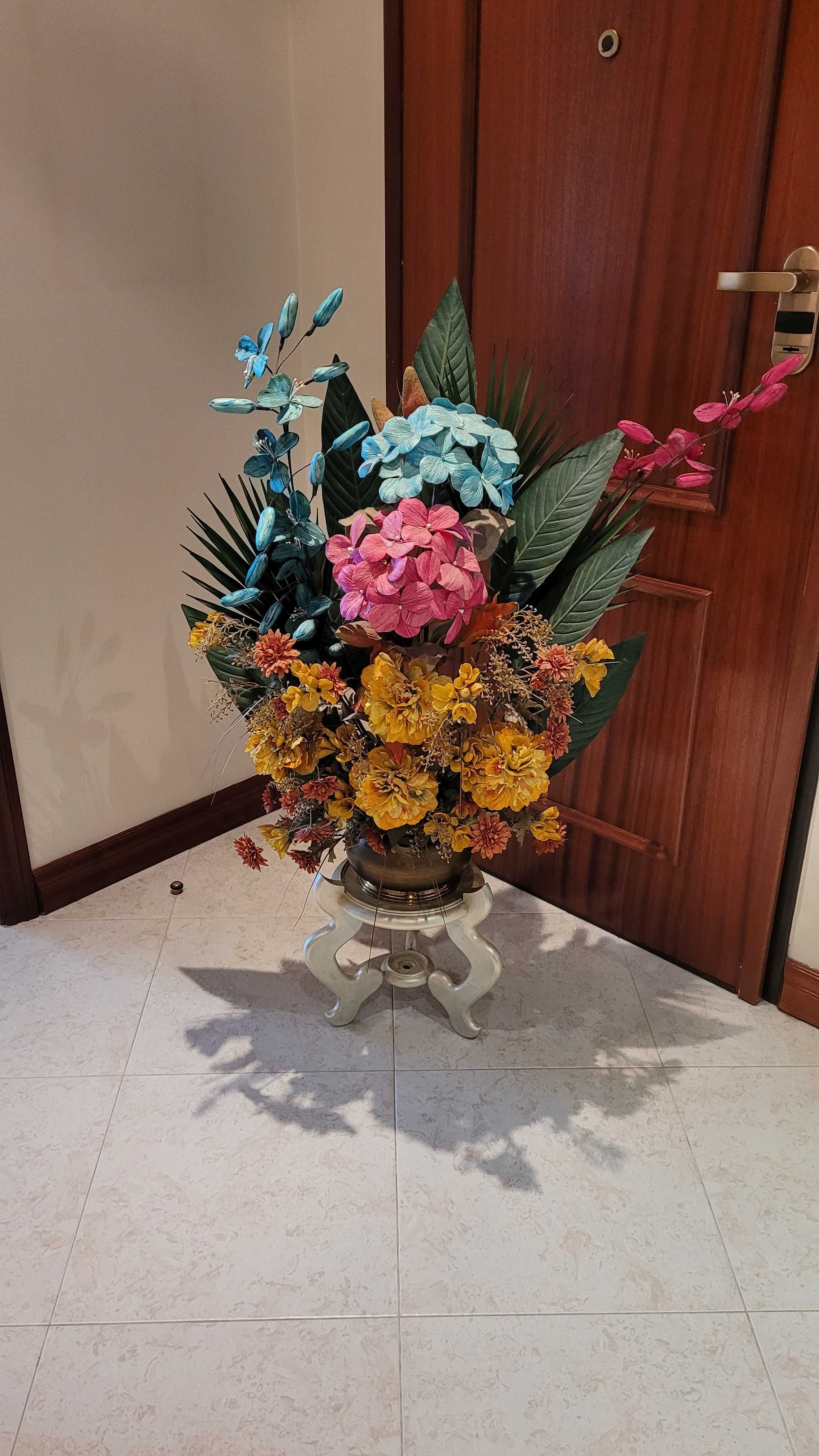 Arranjo de Flores Artificiais decorativas