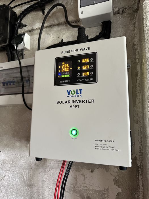 Inwerter solarny VOLT SinusPRO 1500S 12V