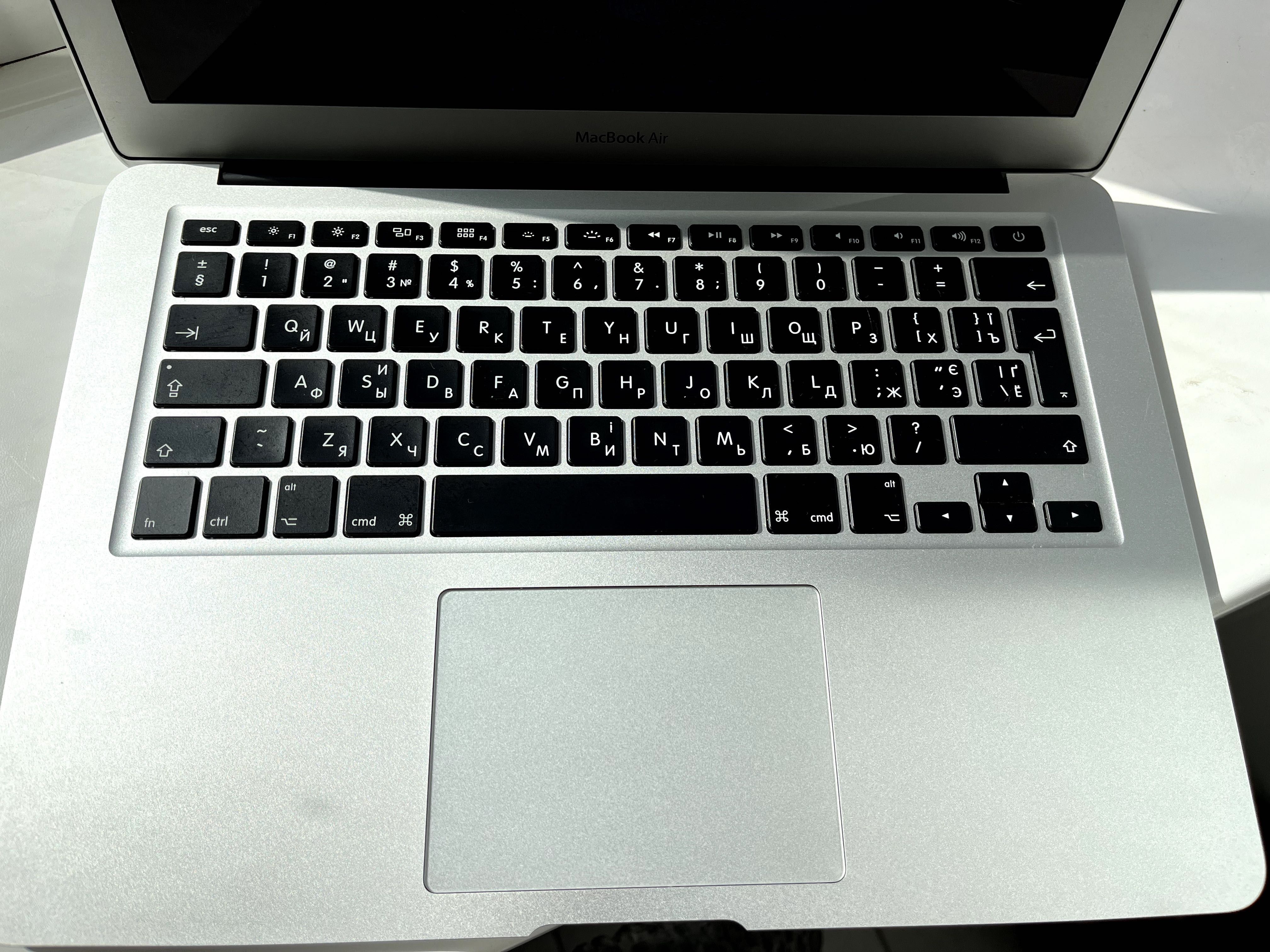 MacBook Air 13’ 2015 (A1466)