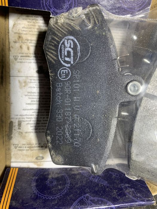 Нові тормозні колодки Ваз 2108-21099