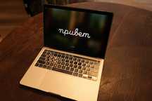 MacBook Pro 13” M2 / 24 GB RAM / 1 TB SSD + Dodatki – Stan idealny!
