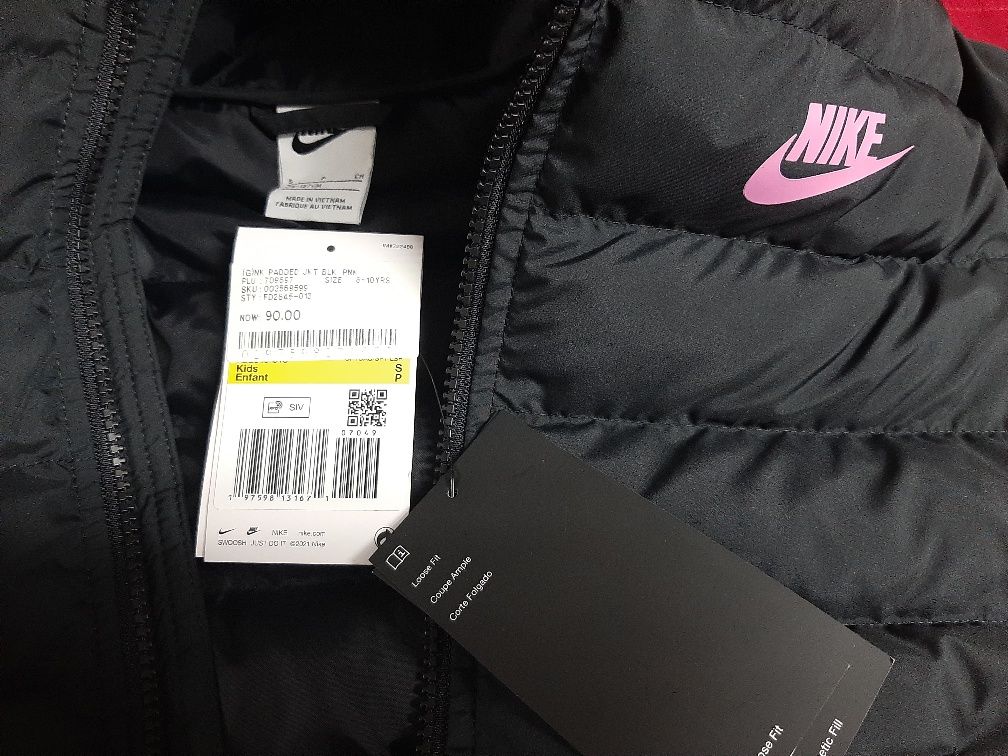 Casaco criança preto da Nike novo S  9/10