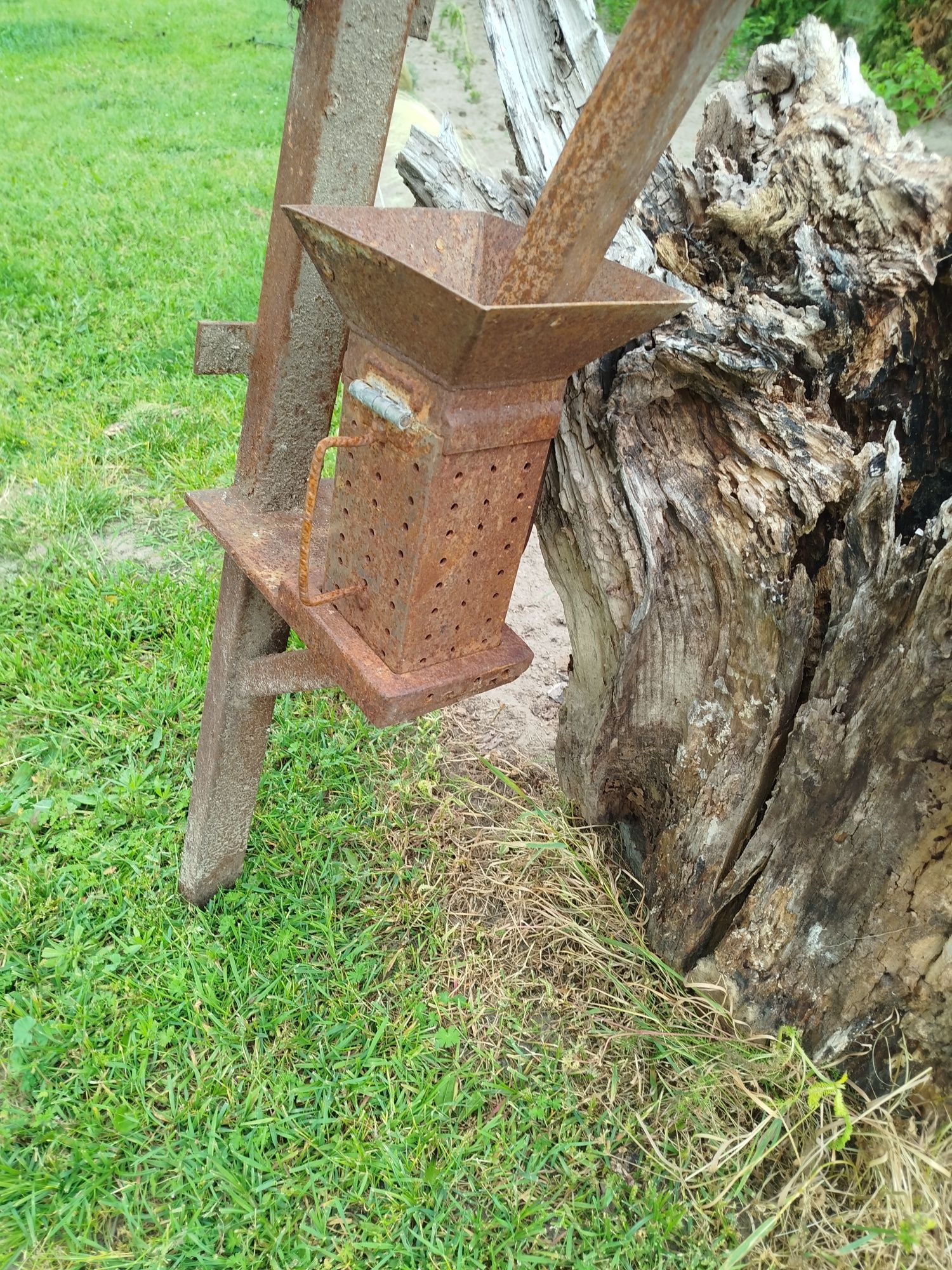 Praska ręczna do robienia brykietu