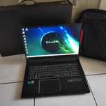 Acer predator helios 300,17, 3 cala, zasilacz, karton, torba, stan bdb
