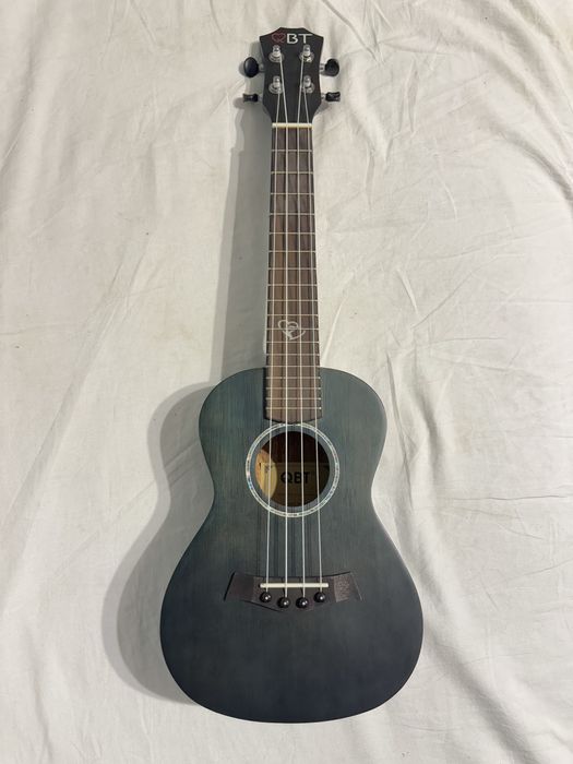 Ukulele sopranowe z pokrowcem