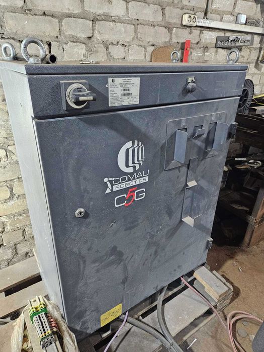 Зварювальний робот Comau , ESAB 500A (Fronius, Kuka, Kemppi, Fanuc)