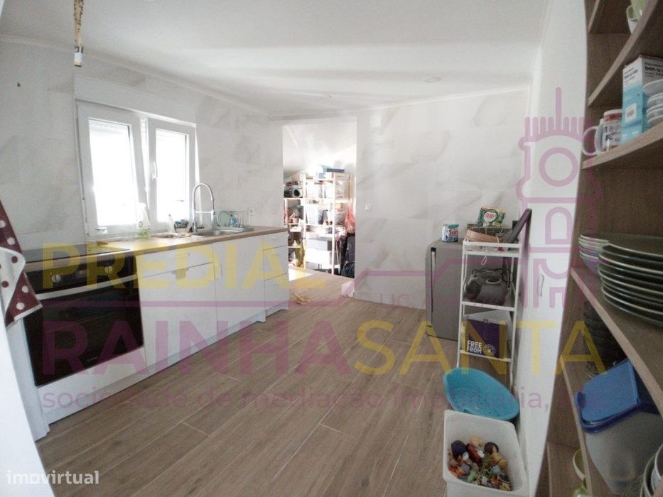 Moradia M1 espaçosa , 7780 M2 terreno. Cadaval