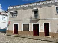 Moradia T4 para venda