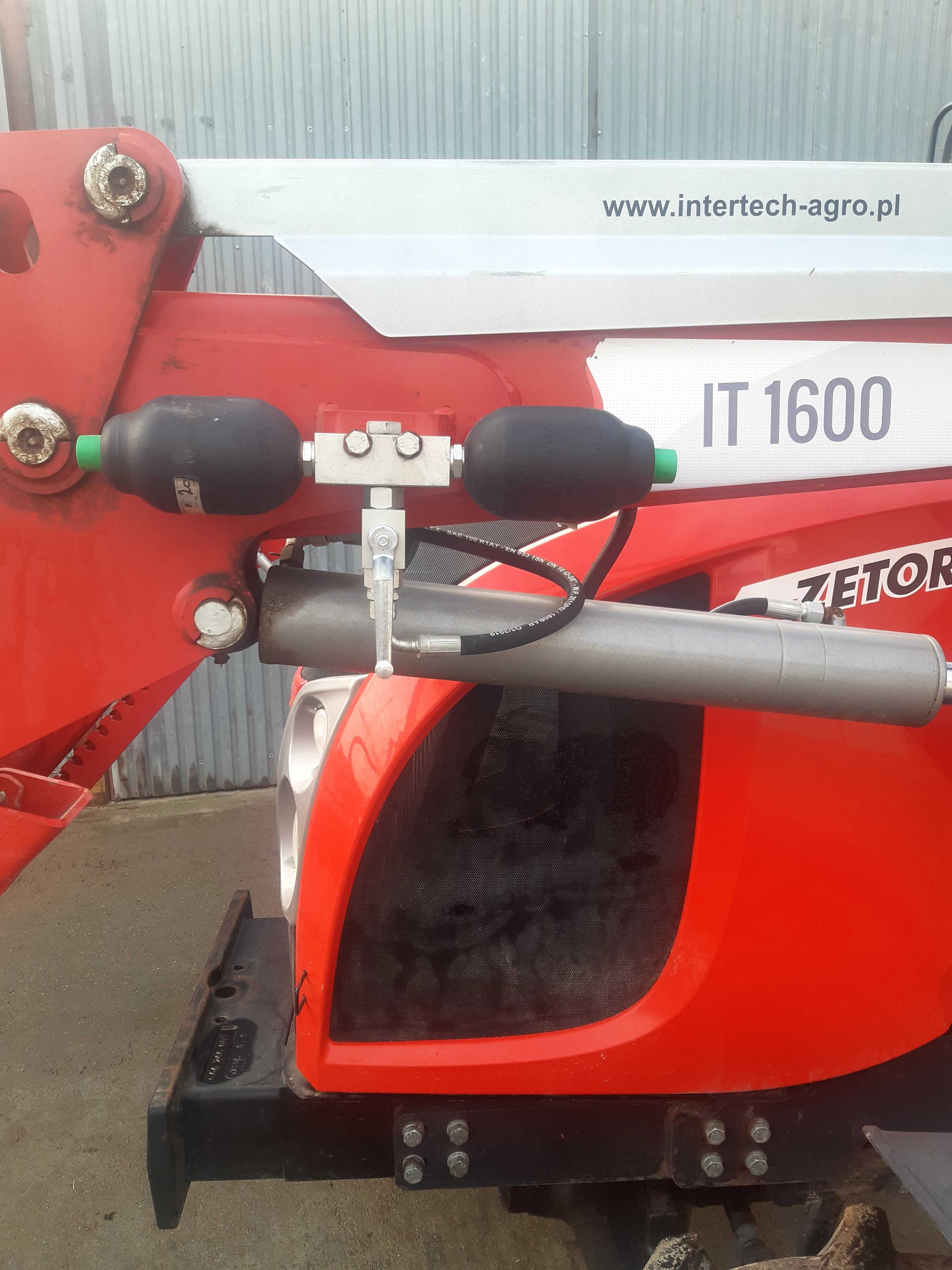Ładowacz czołowy Inter Tech
