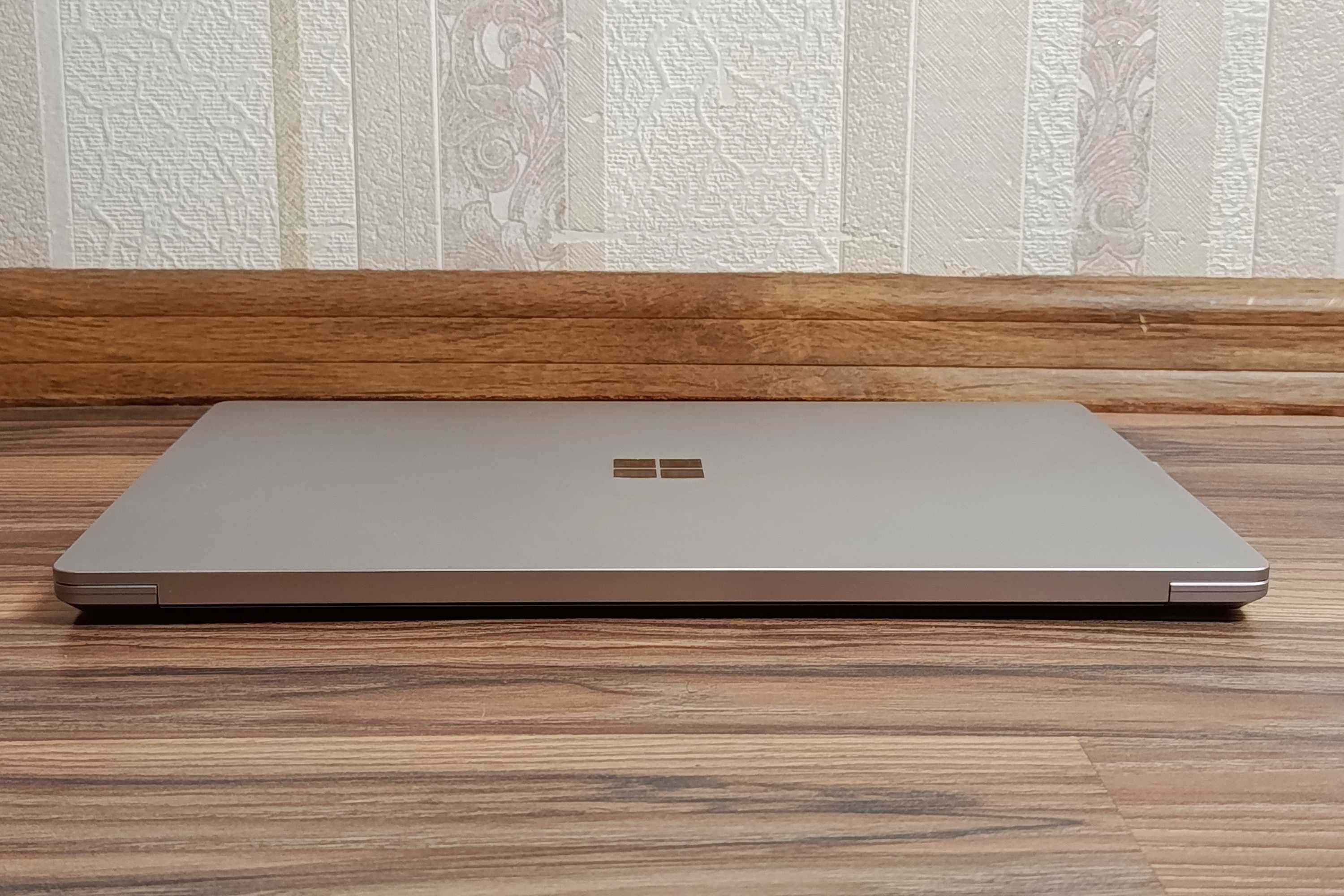 БОМБА! Ноутбук Microsoft 15.6" [Touch/Ryzen 7 4980U/8GB DDR4/SSD 256]
