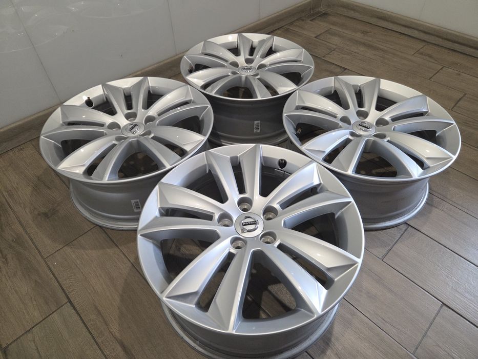 VOLVO 5x108 XC60 XC40 XC70 S90 V90 S40 V40 C30 S80 V70 Felgi Koła 17