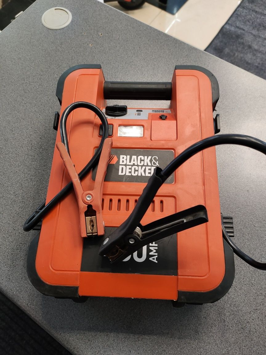 W2/ Black&Decker/ BDJS450 Urządzenie Rozruchowe/Szczecin
