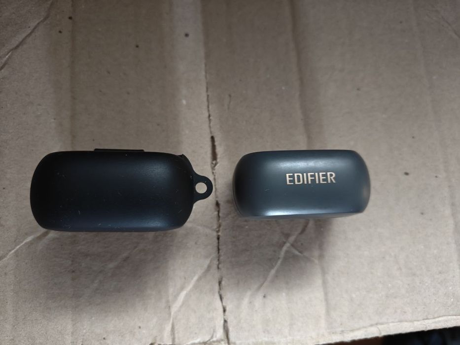 Кейс від навушників Edifire TWS1 Pro