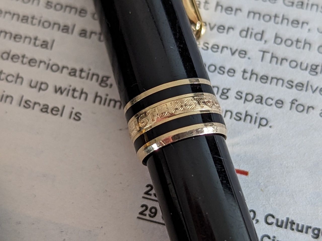 Caneta Montblanc 4810, S.T. Dupont e Pelikan