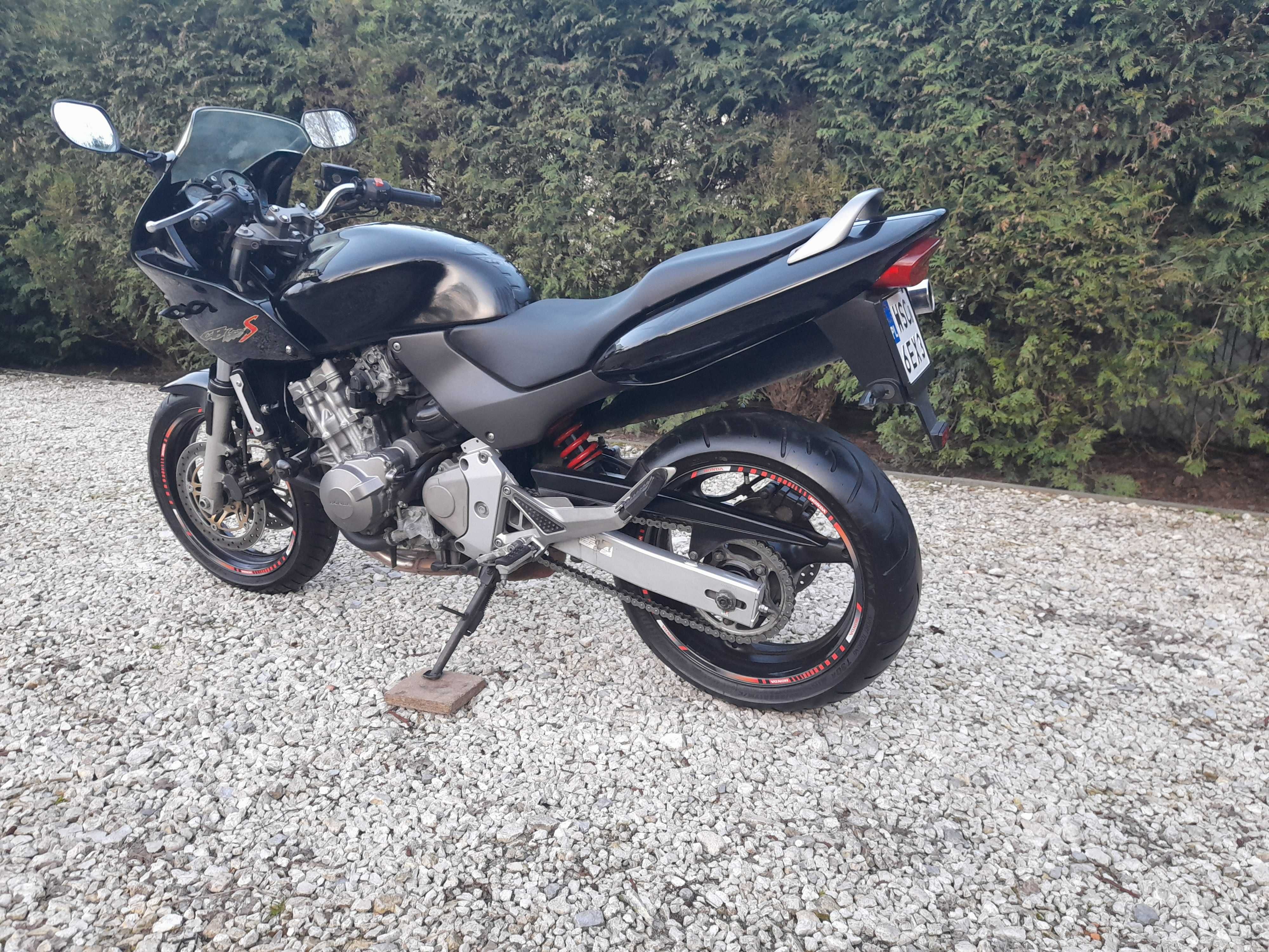 Honda Hornet S 600 101 km 44 tys przebiegu.