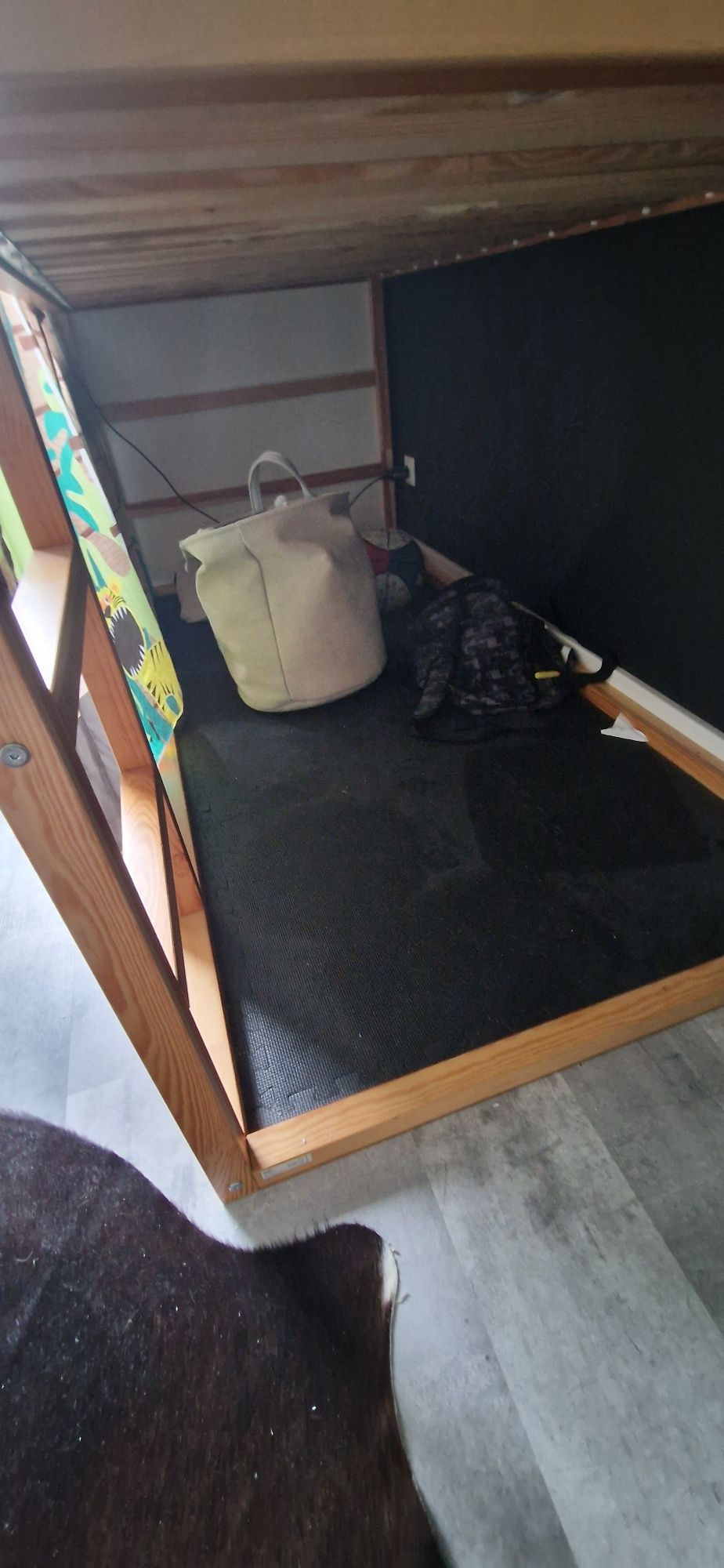 Ikea kura łóżko z drabinką i baldachimem