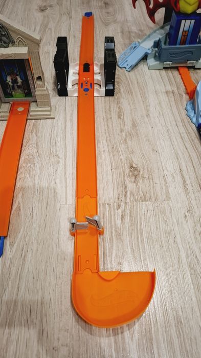 Tor Hot Wheels dla dzieci