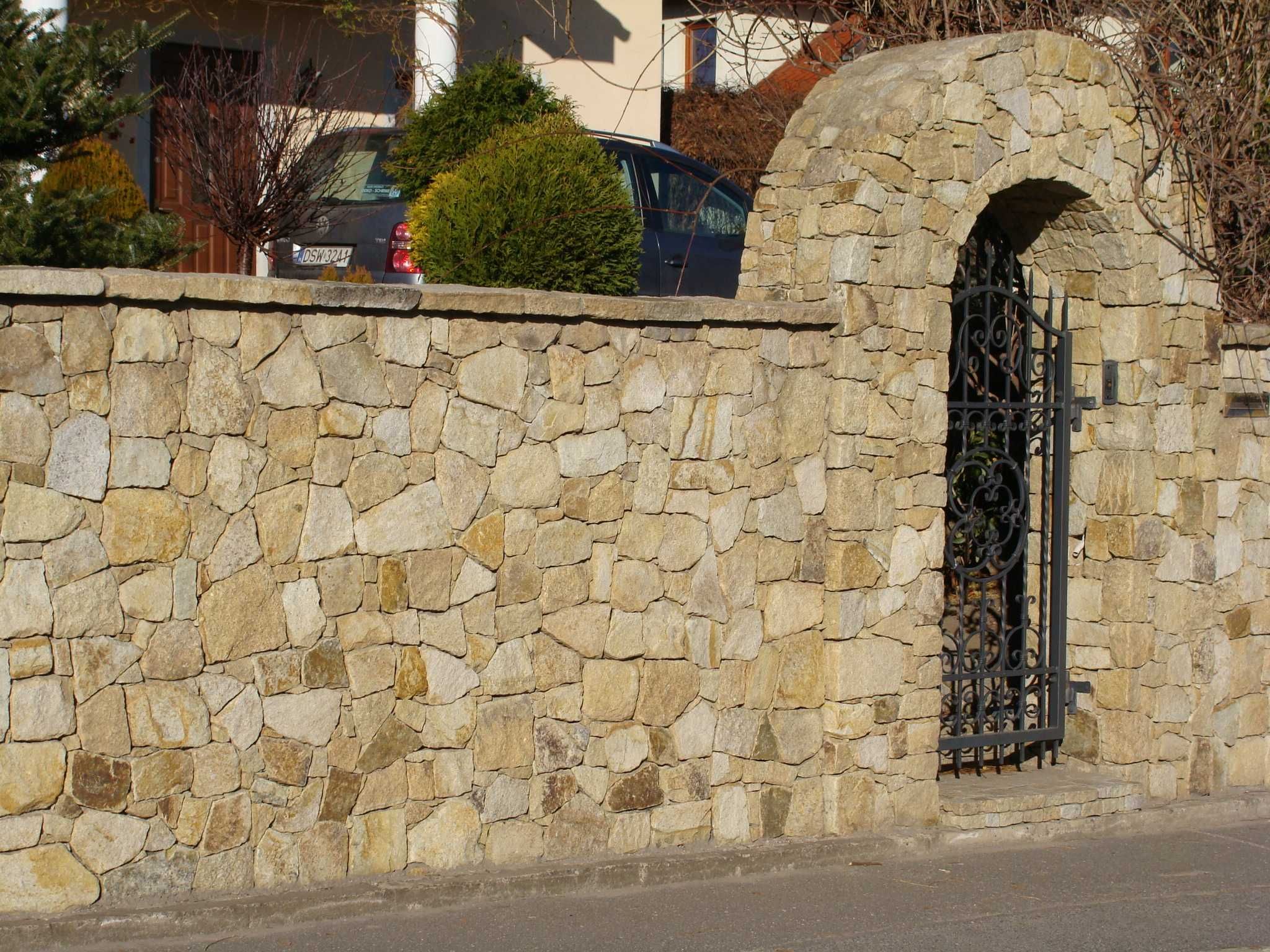 Granit żółty na mur, ogrodzenie, elewacje, kamień licowany