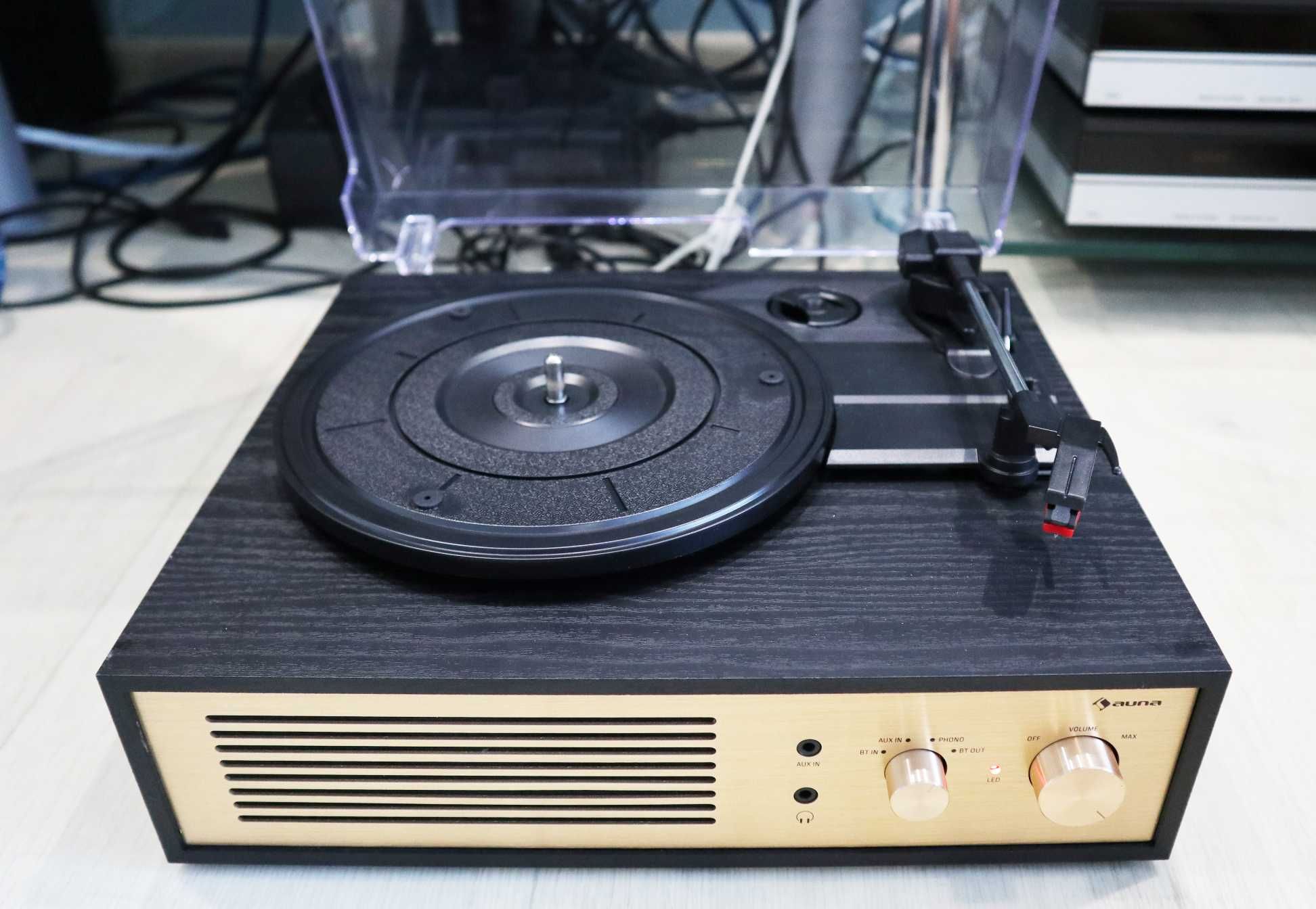 Виниловый проигрыватель Auna Berklee TT Classic с усилителем