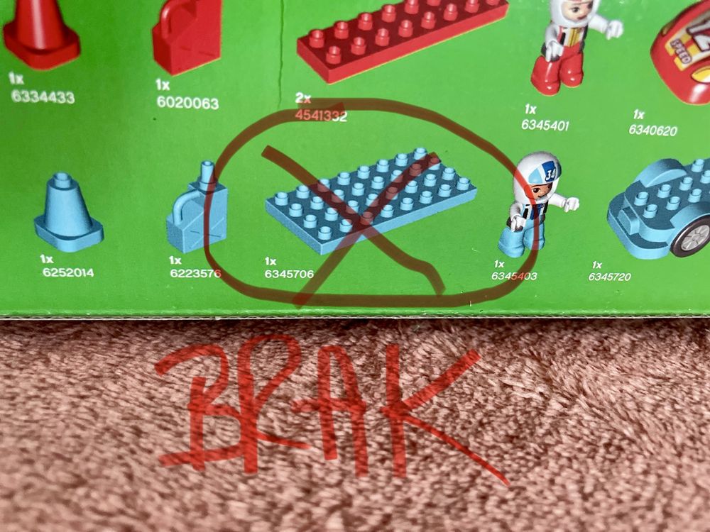 LEGO DUPLO 10947 Samochody wyścigowe