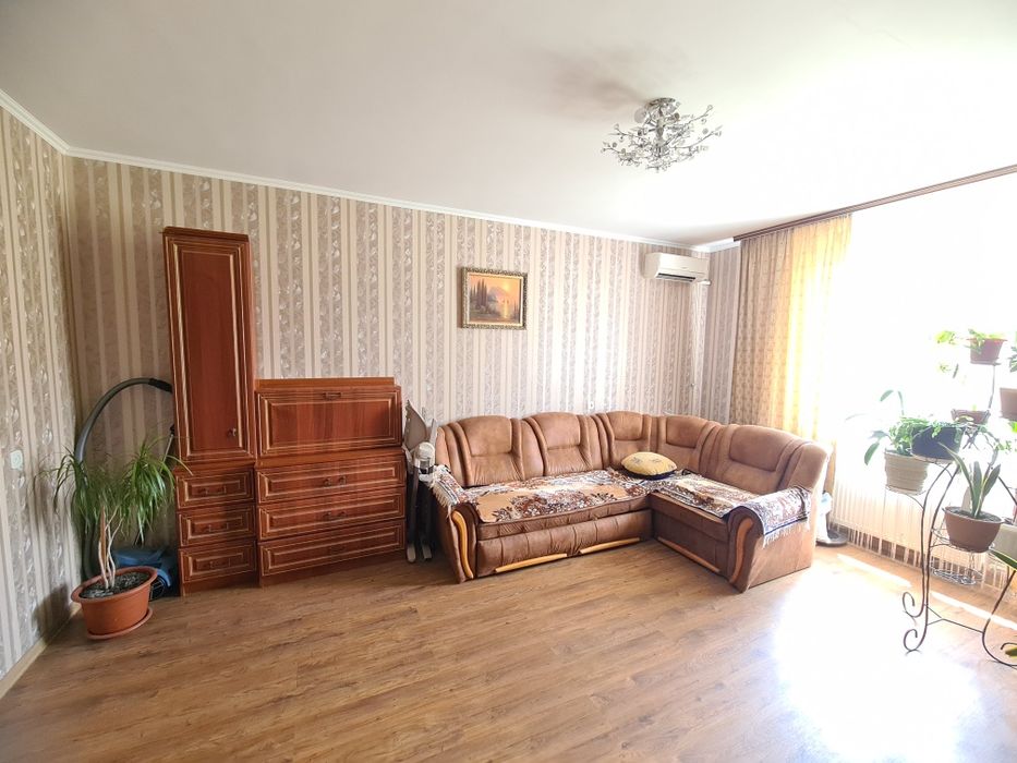 Продаю 2 комнатную квартиру  73 кв.м Северная звезда.