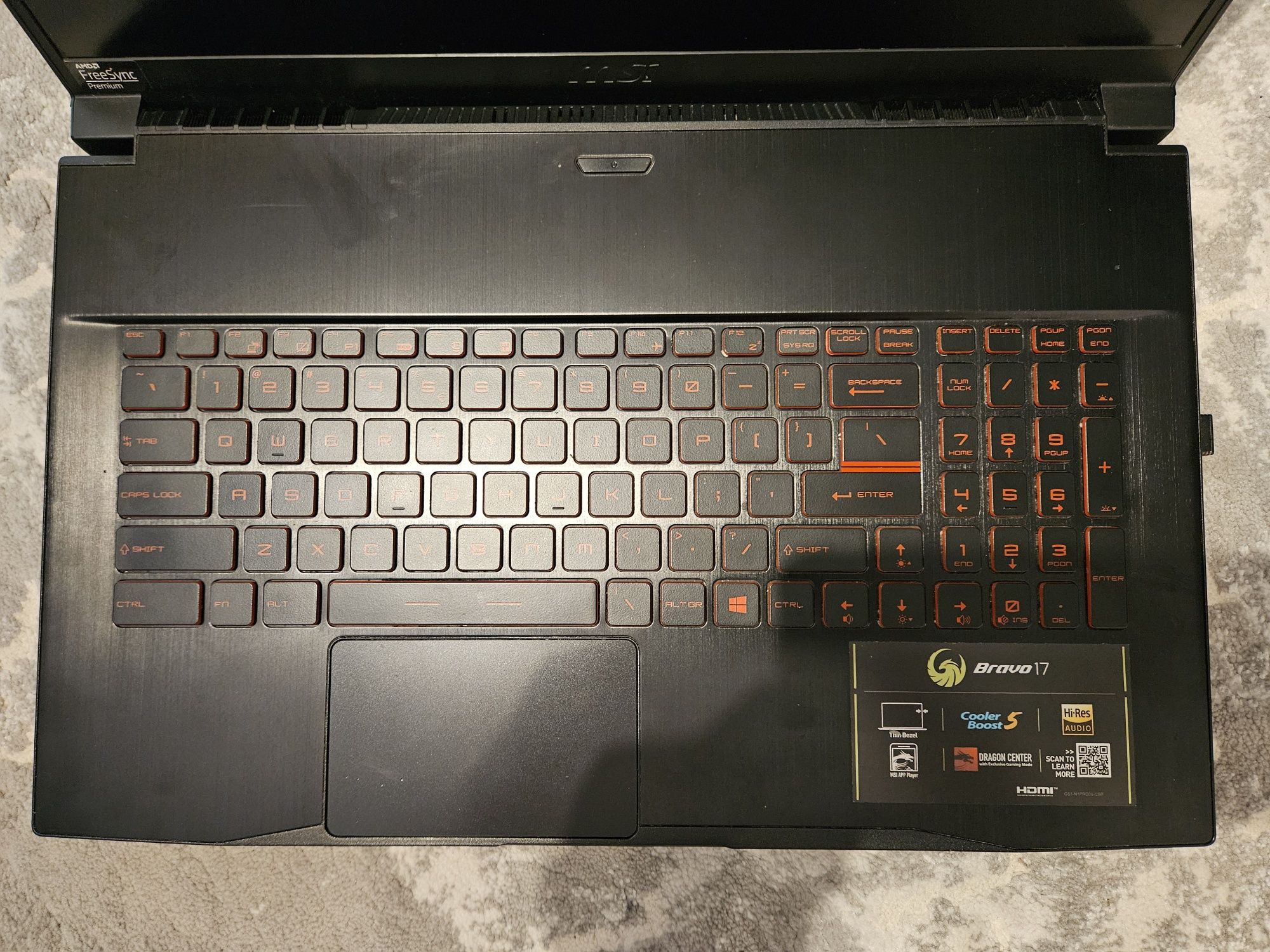 Laptop gamingowy msi bravo 17